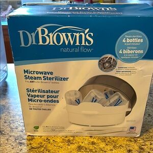 Microwave steam sterilizer/baby bottles sterilizer